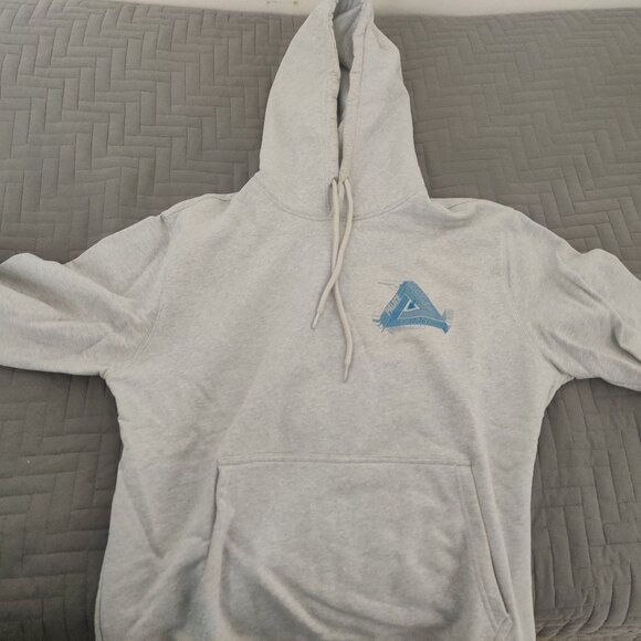 Palace Surkit Hood (SS 2018)